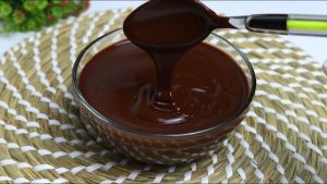 عمل صوص شوكولاتة في المنزل زى محلات الحلويات بكل سهولة وبخطوات بسيطة - 1 - سيناء الإخبارية