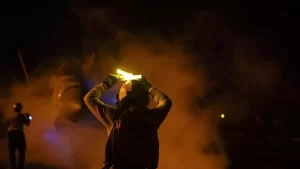 قصف أمريكي بريطاني جديد استهدف محافظة الحديدة غرب اليمن - 3 - سيناء الإخبارية