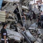 الاحتلال الإسرائيلي يواصل هجماته على غزة ويستهدف ومراكز إيواء النازحين في اليوم الـ 418 من الحرب - 5 - سيناء الإخبارية