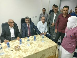 محافظ شمال سيناء يزور المرضى في مستشفى العريش ويكرم الطواقم الطبية - 7 - سيناء الإخبارية