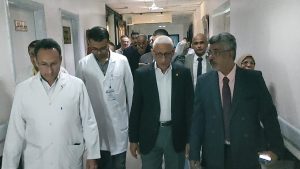محافظ شمال سيناء يزور المرضى في مستشفى العريش ويكرم الطواقم الطبية - 9 - سيناء الإخبارية