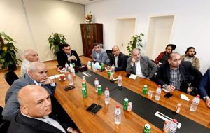 وزير الإسكان يتابع إنهاء وتسليم الوحدات السكنية بمدينة العلمين الجديدة - 1 - سيناء الإخبارية