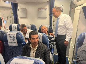 المصريون العائدون من لبنان يشكرون الرئيس السيسي ووزارة الخارجية على جهود إعادتهم إلى الوطن - 5 - سيناء الإخبارية