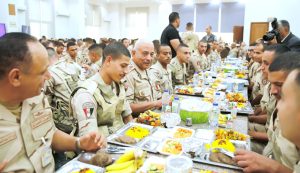 وزير الدفاع يشهد تنفيذ المرحلة الرئيسية لمشروع مراكز القيادة التعبوي للمنطقة المركزية العسكرية - 5 - سيناء الإخبارية