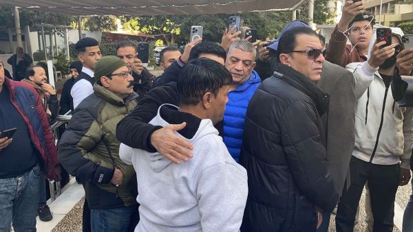 جنازة الفنان أحمد عدوية بحضور عدد من أصدقاء الوسط الفني ..صور - 3 - سيناء الإخبارية