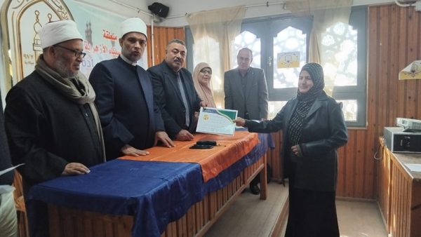 تكريم متميز للطلاب المتفوقين والأخصائيين الاجتماعيين في منطقة شمال سيناء الأزهرية - 5 - سيناء الإخبارية