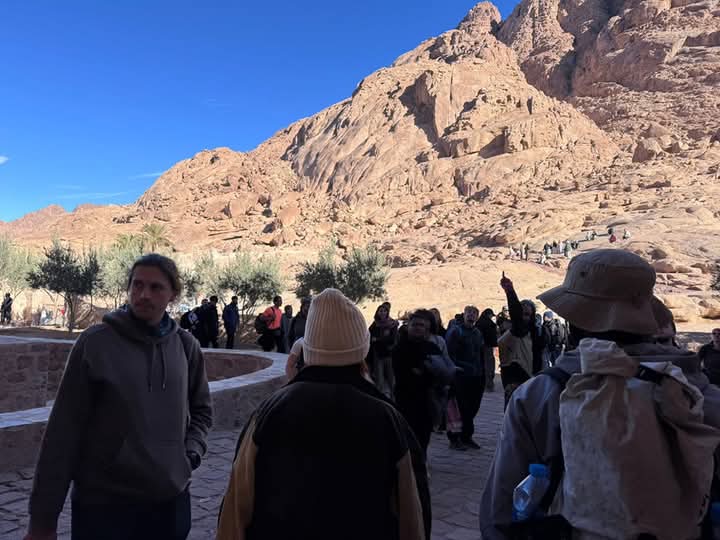 مدينة دير سانت كاترين تستقبل 2000 سائح من مختلف الجنسيات - 3 - سيناء الإخبارية