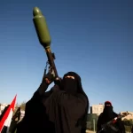 الحوثيون يستغلون النساء في اليمن لتمويل مجهودهم الحربي بذريعة دعم غزة - 6 - سيناء الإخبارية الحوثيون يستغلون النساء في اليمن لتمويل مجهودهم الحربي بذريعة دعم غزة - 5 - سيناء الإخبارية