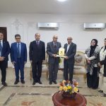 محافظ شمال سيناء يستقبل نقيب الأطباء البيطريين لمناقشة زيادة القوافل والندوات الإرشادية - 1 - سيناء الإخبارية