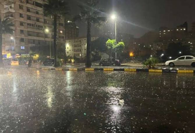 أمطار غزيرة تضرب الإسكندرية بسبب نوة عيد الميلاد.. صور - 3 - سيناء الإخبارية