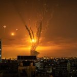 دوي صفارات الإنذار في عدة مناطق بإسرائيل بعد سقوط قذيفة من اليمن - 5 - سيناء الإخبارية