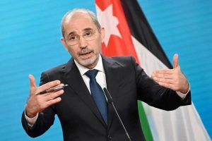 أيمن الصفدي يشدد على ضرورة أن يقف الجميع إلى جانب أبناء الشعب السوري - 3 - سيناء الإخبارية