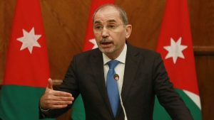 أيمن الصفدي يشدد على ضرورة أن يقف الجميع إلى جانب أبناء الشعب السوري - 1 - سيناء الإخبارية