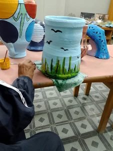 استمرار دورات تدريبيه للأعمال اليدوية تحت شعار علمني حرفة بمركز شباب أبو صويرة بجنوب سيناء - 1 - سيناء الإخبارية