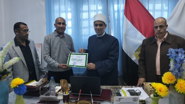 تكريم الطلاب المتفوقين في اللغة العربية بشمال سيناء تقديرًا لجهودهم التعليمية - 5 - سيناء الإخبارية
