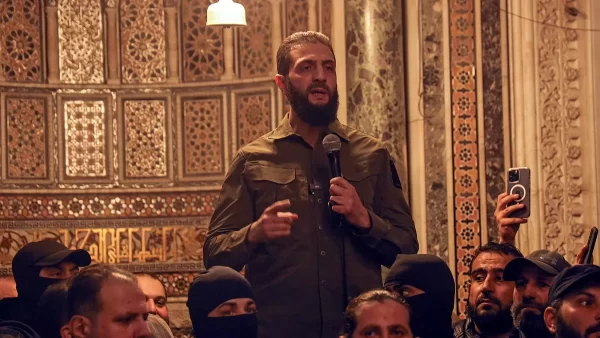 زيارة الوفد الأمريكي إلى دمشق.. تساؤلات حول أهداف واشنطن وتعزيز نفوذ الجولاني وهيئة تحرير الشام - 3 - سيناء الإخبارية