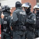 79 مصابًا في أعمال عنف بين جماهير كرة القدم عقب مباراة في الدوري الإقليمي بألمانيا - 5 - سيناء الإخبارية