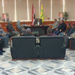 رئيس مدينة العريش يناقش مطالب المواطنين ويوجه رؤساء الاحياء بالنزول للشارع - 1 - سيناء الإخبارية