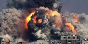 انتشال جثماني شهيدين إثر قصف للاحتلال على حي الجنينة شرقي مدينة رفح - 3 - سيناء الإخبارية