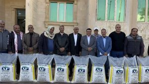 بعد غياب عدة سنوات.. توزيع 50 طنا من " سلفات نشادر " على المزارعين بمدينة العريش - 7 - سيناء الإخبارية