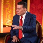 تعرض الإعلامي مدحت شلبي إلى وعكة صحية مفاجئة غيبته عن تقديم برنامجه - 5 - سيناء الإخبارية