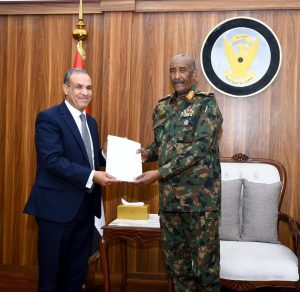 عبد العاطي يزور بورسودان لتسليم رسالة السيسي إلى مجلس السيادة الانتقالي السوداني - 3 - سيناء الإخبارية