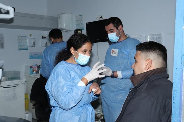 قافلة طبية شاملة من الجامعة البريطانية تخدم 520 مواطنًا في شرم الشيخ وطور سيناء - 3 - سيناء الإخبارية