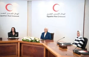 قرينة رئيس الجمهورية تتوجه بالشكر والاعتزاز للمتطوعين فى الهلال الأحمر المصرى - 3 - سيناء الإخبارية