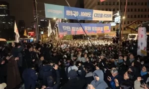 كوريا الجنوبية على صفيح ساخن.. حظر الرئيس يون سوك يول من السفر - 1 - سيناء الإخبارية