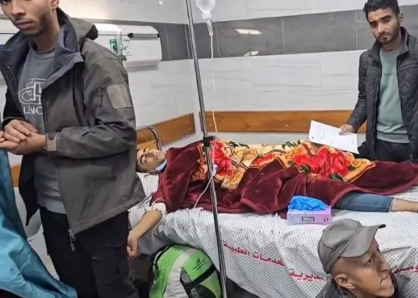 قوات الاحتلال تقتحم مستشفى كمال عدوان وتطرد المرضى والجرحى في بيت لاهيا - 5 - سيناء الإخبارية