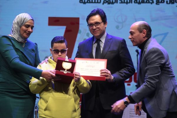 وزير الثقافة يكرم مواهب ذوي الهمم في الدورة السابعة لمسابقة المواهب الذهبية - 9 - سيناء الإخبارية