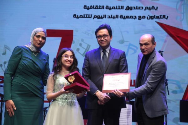 وزير الثقافة يكرم مواهب ذوي الهمم في الدورة السابعة لمسابقة المواهب الذهبية - 13 - سيناء الإخبارية