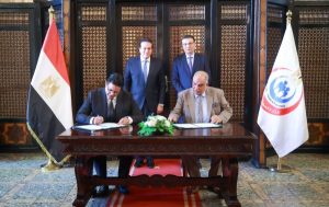 وزيرا الصحة والزراعة يشهدان توقيع بروتوكول لنقل تكنولوجيا اللقاحات والمستحضرات البيطرية - 7 - سيناء الإخبارية