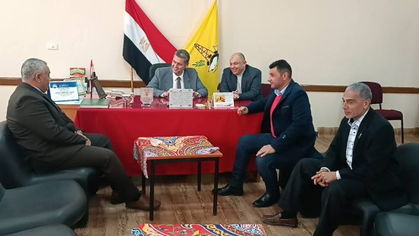 حمزة رضوان يتابع تصحيح امتحانات الشهادة الإعدادية في شمال سيناء - 23 - سيناء الإخبارية