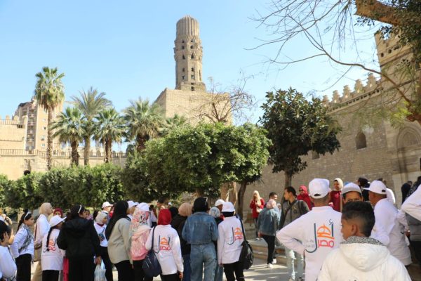200 طفل من المحافظات الحدودية يزورون شارع المعز في إطار مشروع "أهل مصر" - 13 - سيناء الإخبارية