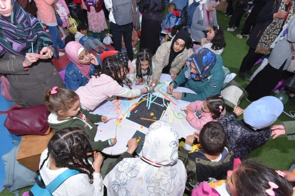 إقبال كبير على صالة الطفل في معرض القاهرة الدولي للكتاب 2025.. ورش فنية ومسابقات ثقافية للصغار - 13 - سيناء الإخبارية