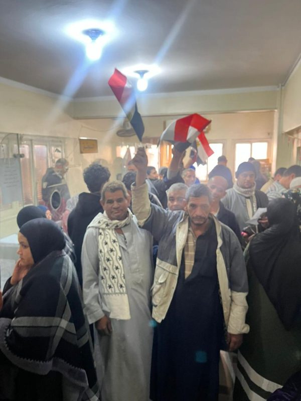 استمرار أعمال جمع توكيلات تأسيس حزب الجبهة الوطنية في محافظة القليوبية - 3 - سيناء الإخبارية