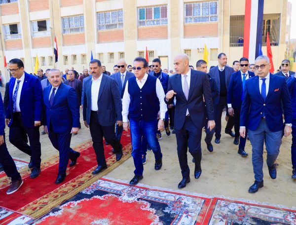 "عيون أطفالنا مستقبلنا" تحقق نجاحًا باهرًا بفحص أكثر من 425 ألف طالب في الغربية - 9 - سيناء الإخبارية