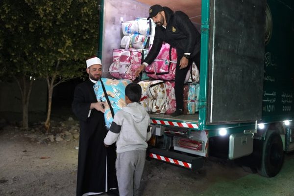 بيت الزكاة يطلق حملة "دفء وطمأنينة" لتوزيع المساعدات الشتوية في جنوب سيناء - 1 - سيناء الإخبارية
