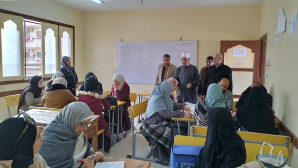 مدير منطقة شمال سيناء الأزهرية يتفقد أعمال تصحيح الشهادة الابتدائية بمعهد بنين العريش - 7 - سيناء الإخبارية