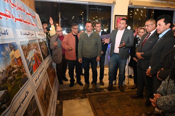 محافظ جنوب سيناء ووزير الرياضة يفتتحان الخيمة البدوية والبازارات بالمدينة الشبابية في شرم الشيخ - 5 - سيناء الإخبارية
