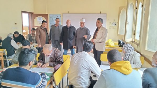 مدير منطقة شمال سيناء الأزهرية يتفقد أعمال تصحيح الشهادة الابتدائية بمعهد بنين العريش - 9 - سيناء الإخبارية