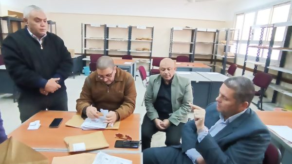 حمزة رضوان يتابع تطبيق مواصفات الورقة الامتحانية للشهادة الإعدادية في شمال سيناء - 3 - سيناء الإخبارية
