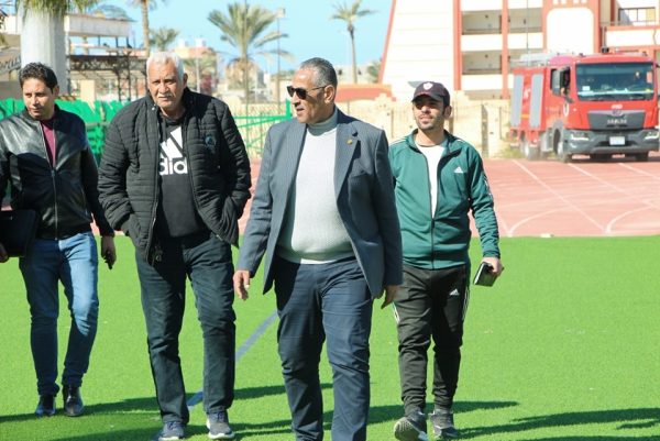 كيل وزارة الشباب والرياضة بشمال سيناء يتفقد ملعب استاد العريش استعدادًا لمباراة النصر وبئر العبد - 7 - سيناء الإخبارية