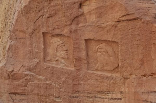 جنوب سيناء: لوحة فنية طبيعية تجمع بين صحراء النقب الساحرة ووديان نويبع الخلابة - 9 - سيناء الإخبارية