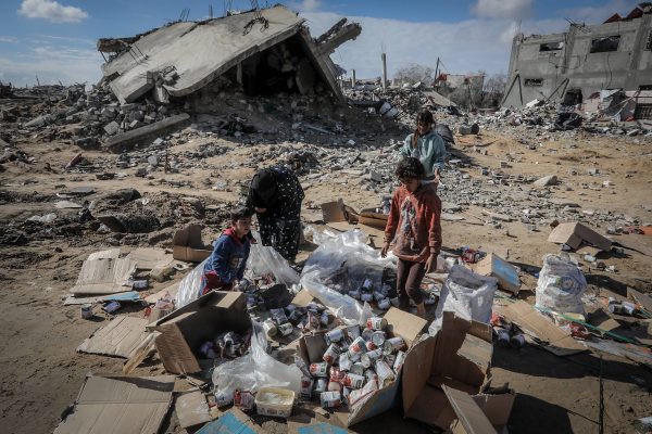 أنقاض غزة.. قنابل مدفونة تهدد حياة العائدين وسط دمار غير مسبوق - 1 - سيناء الإخبارية