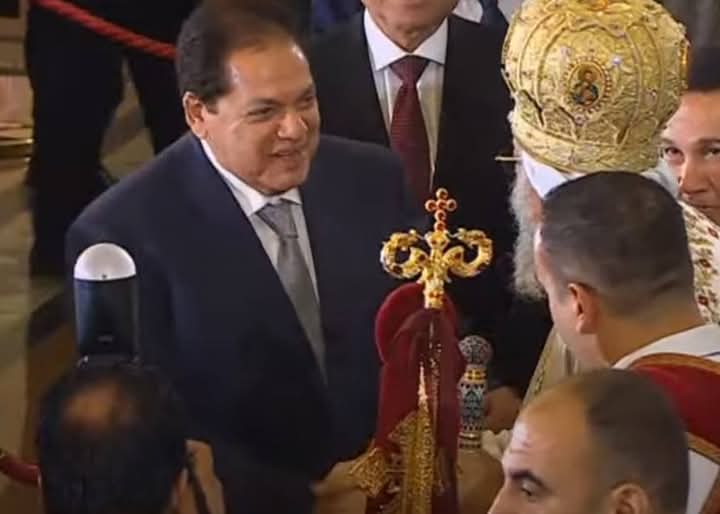 حزب الجبهة الوطنية يشارك في احتفالات عيد الميلاد بالكاتدرائية ويهنئ البابا تواضروس - 1 - سيناء الإخبارية