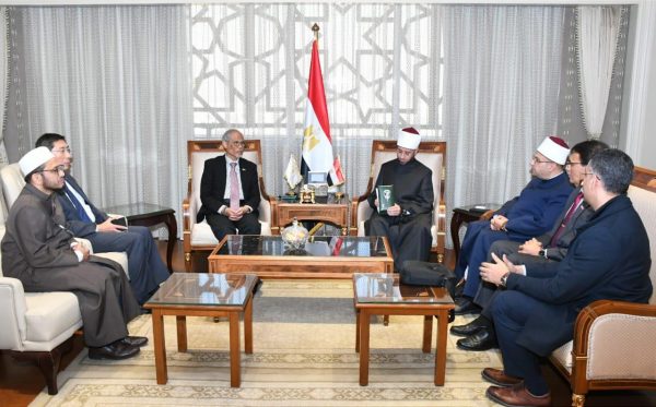 الأزهري يستقبل وزير الشئون الإسلامية السنغافوري بالعاصمة الإدارية الجديدة - 3 - سيناء الإخبارية