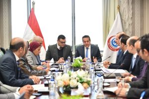 وزير الصحة يعقد اجتماعا مع وزير الإسكان لبحث سبل التعاون المشترك ومناقشة خطط تطوير مستعمرات الجزام - 5 - سيناء الإخبارية