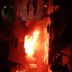 السيطرة على حريق هائل في أسطح 4 منازل بمنطقة الزرايب بمنشأة ناصر - 1 - سيناء الإخبارية